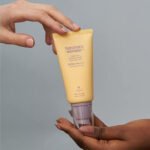 Haruharu Wonder Black Rice Moisture Airyfit Daily Sunscreen SPF50+/PA++++ - immagine 2